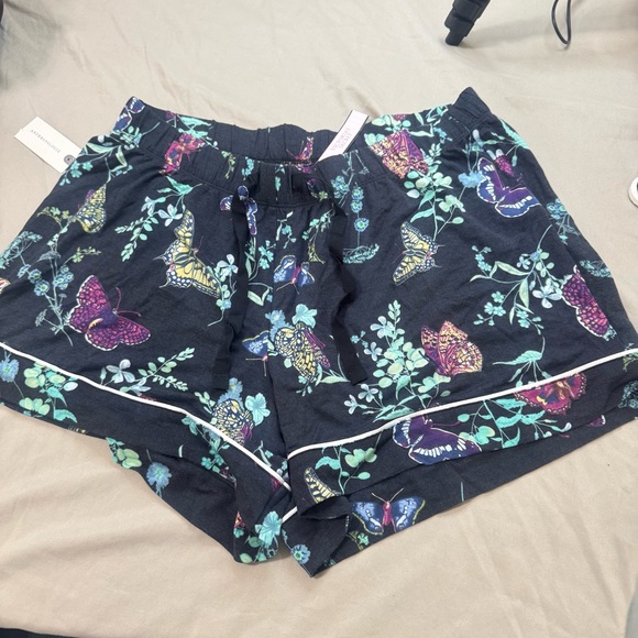 Victoria Secret Butterfly Pajama Shorts S NWT - Picture 3 of 5